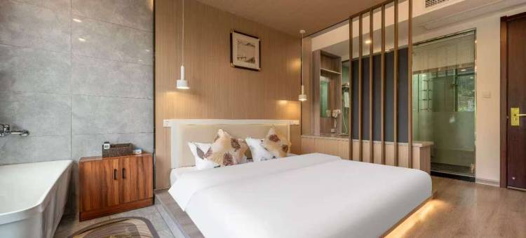 溪上陌下·新中式180°轻奢设计师亲子度假美宿(水墨汀溪风景区店)图片