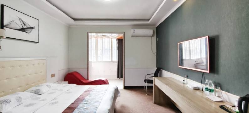 西安辣八民宿(三桥地铁站沣东二中店)图片