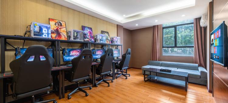 银狐电竞酒店(惠州学院天虹商场店)图片