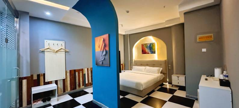 大隐艺术影宿酒店(德州汽车总站店)图片