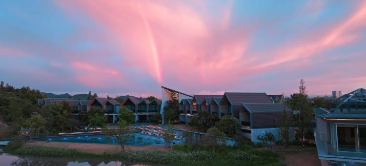 湖州德清升华湖畔夜泊君亭酒店图片