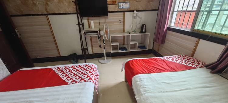 OYO安顺青瑞宾馆图片