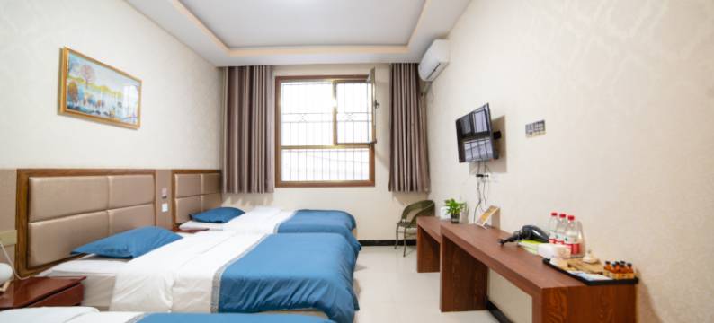 敦煌九居客栈(鸣沙山月牙泉景区店)图片