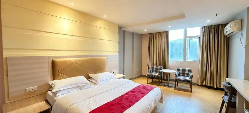 九天大酒店(威宁草海会展中心店)图片