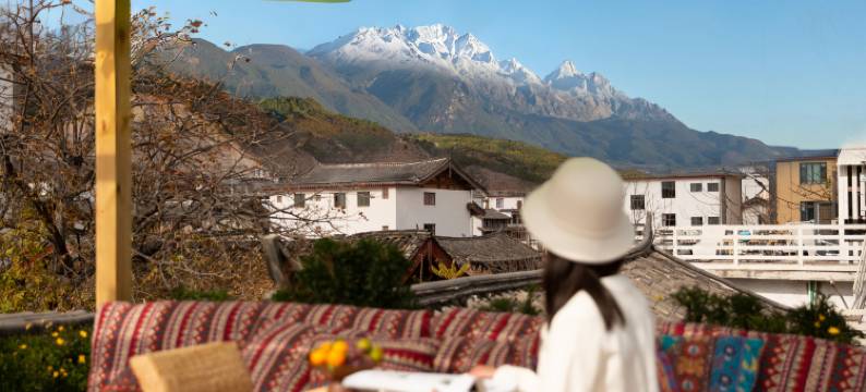 鹿仙堡良人小馆·雪山庭院观景民宿(束河古镇店)图片