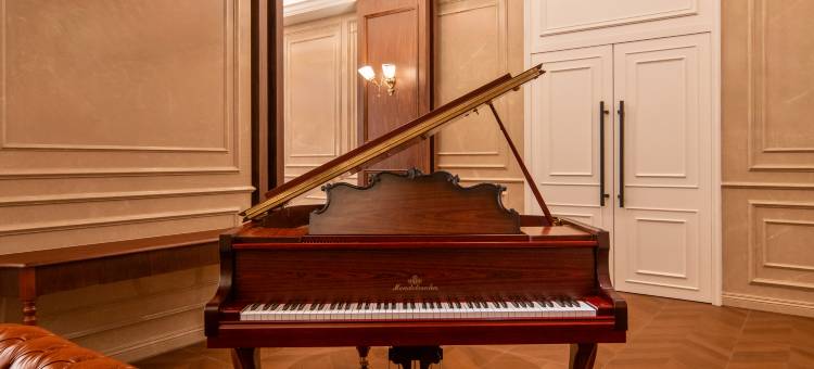 喆啡·锐品酒店(阿拉尔市政府店)图片