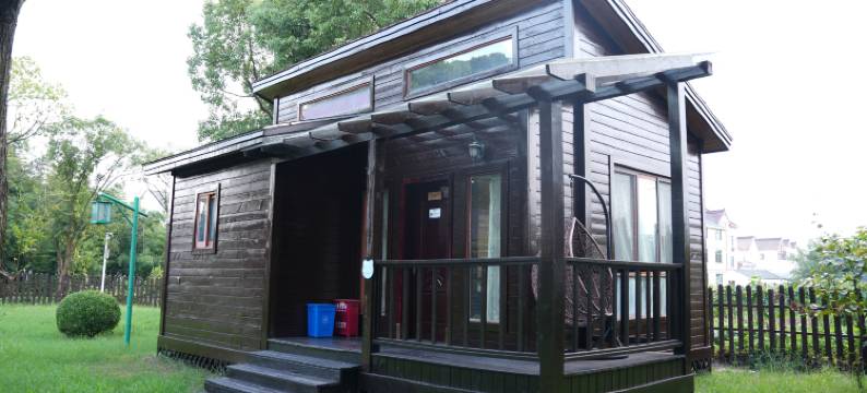 上海中航爱游客枫泾房车露营地图片