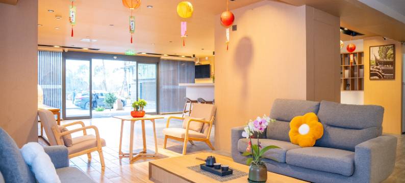 百林间温泉度假酒店(青城山站店)图片