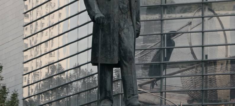 南京仙林中心金鹰广场亚朵酒店图片