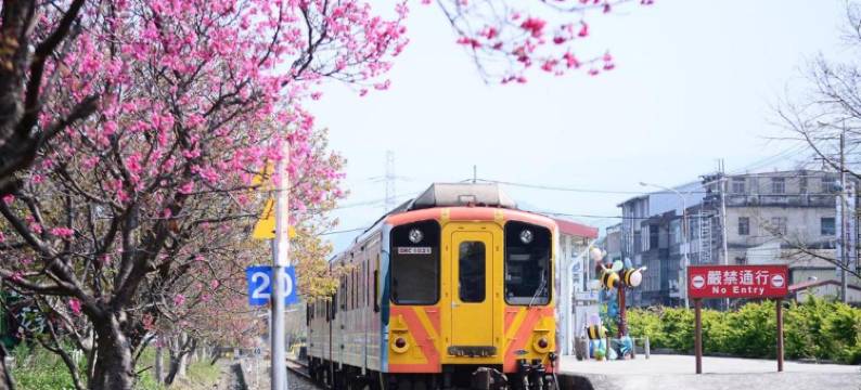 内湾弯月民宿｜内湾老街图片