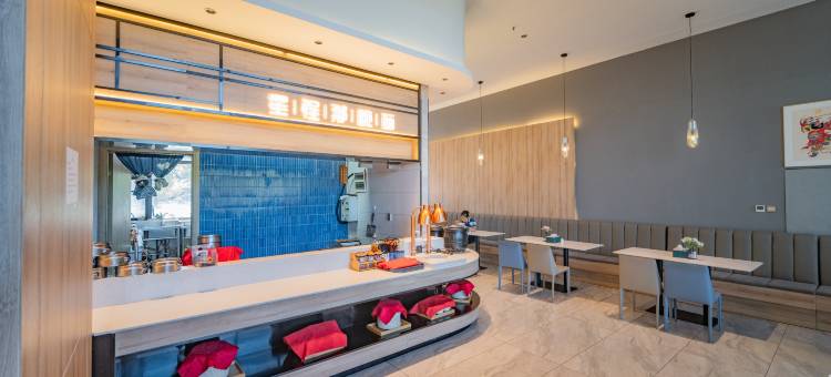 奥睿电竞酒店(鹰潭体育馆龙虎山大道店)图片