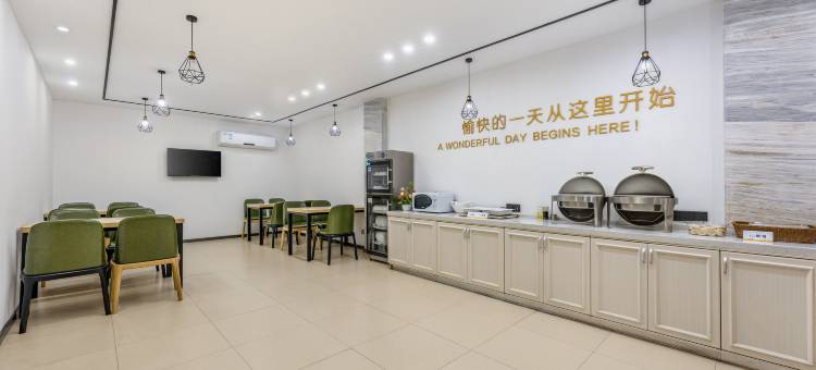云嘉酒店(广州龙归金铂广场警官学院嘉禾校区店)图片