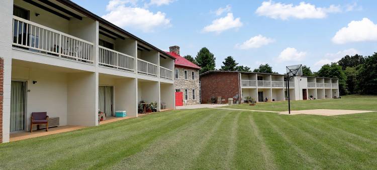 斯汤顿VA家乡旅馆，靠近11号公路(Hometown Inn Staunton VA near Hwy 11)图片