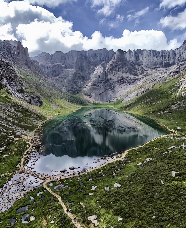 是被称为东方的魔幻世界莲宝叶则7215是藏在四川阿坝的"魔兽世界"