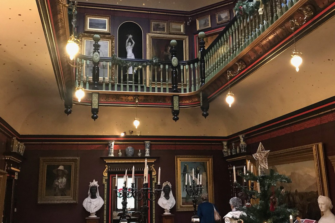 Lolas Restaurant餐厅图片