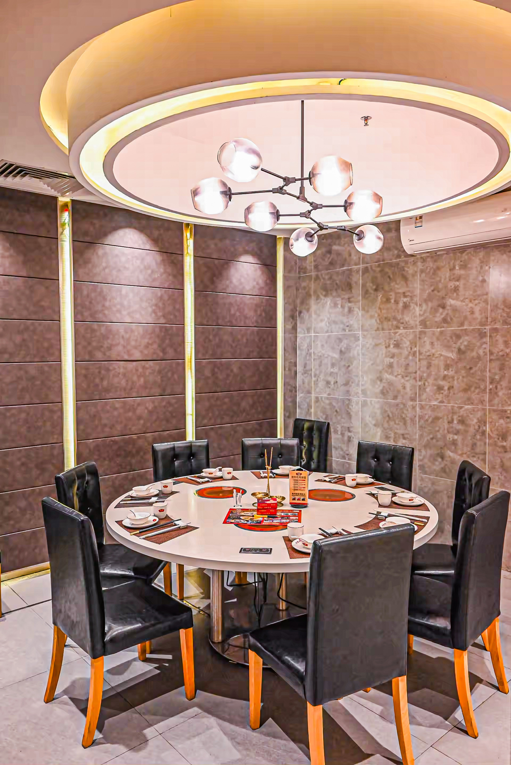 鲍媽·原汤鲍鱼鸡(克拉广场店)