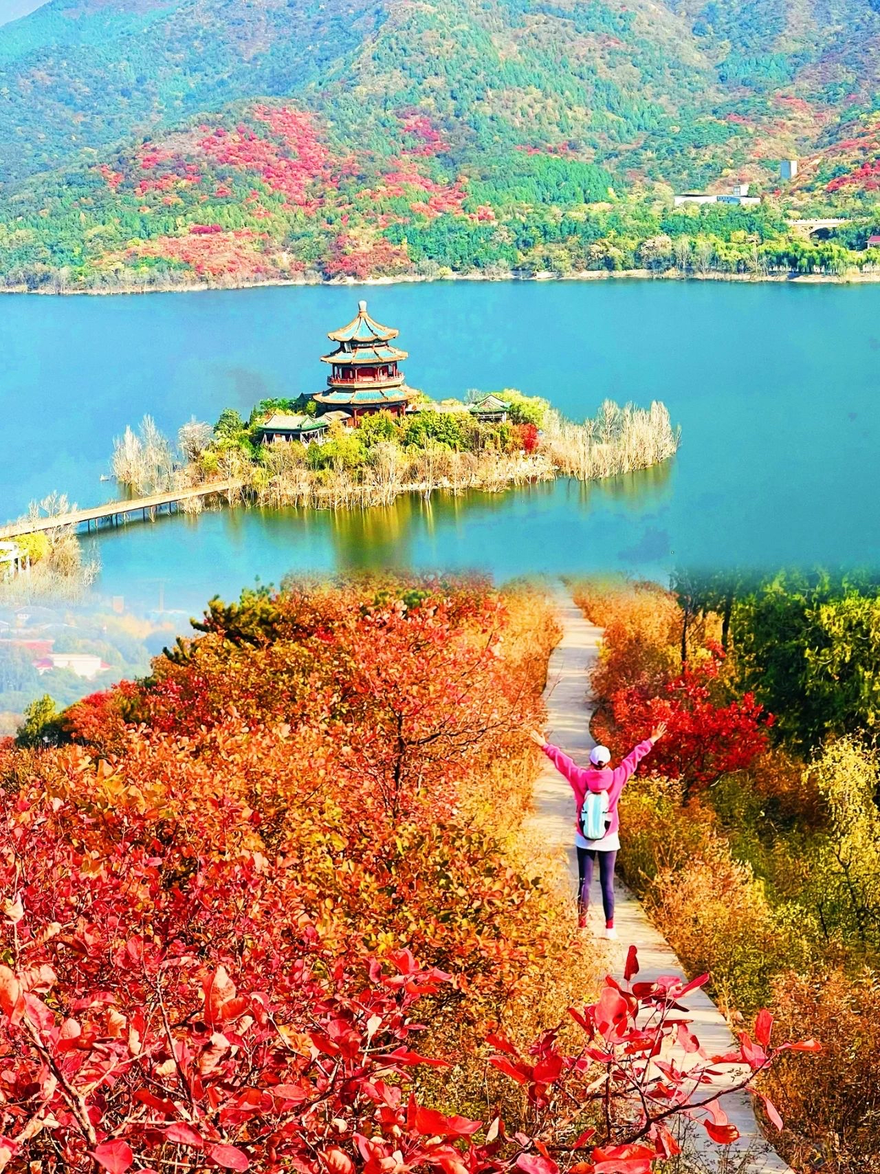 北京秋天小洞庭‼️｜30分钟登顶，老幼友好🍁|||北京的秋🍂有看不完的小众景色 比如“湖光秋色两相和