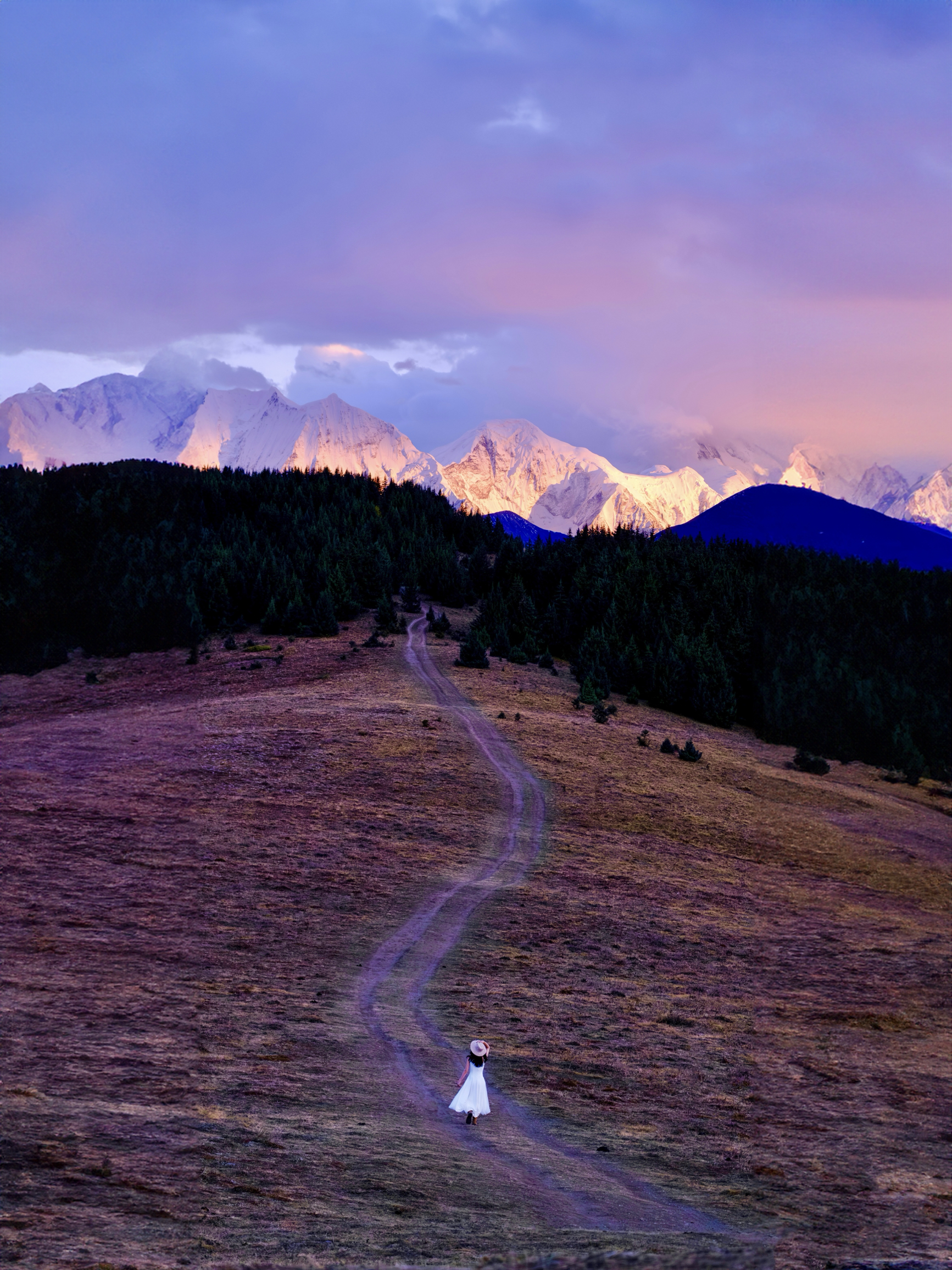 人生建议：一定要来川西看一次日照金山！！！