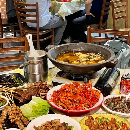 78兄弟美食城(机场金鹏名都店)