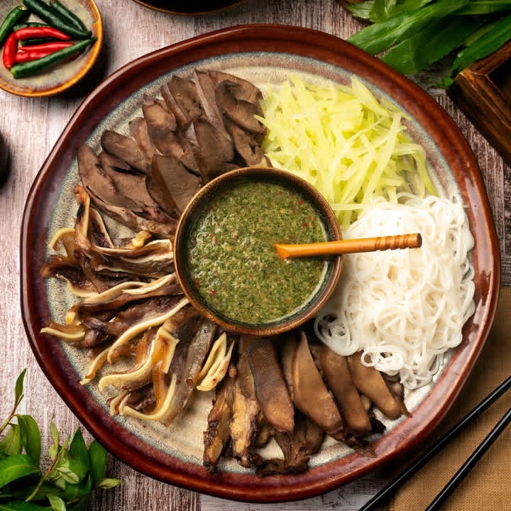 Shan Yoe Yar Sule Square餐厅图片