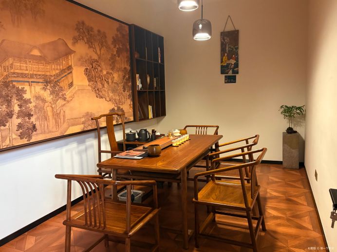 Gallery 4