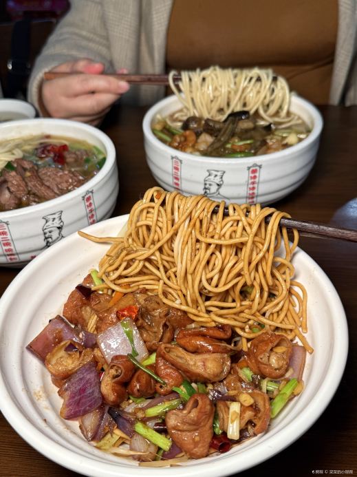 老金老汤面馆(利丰路店)