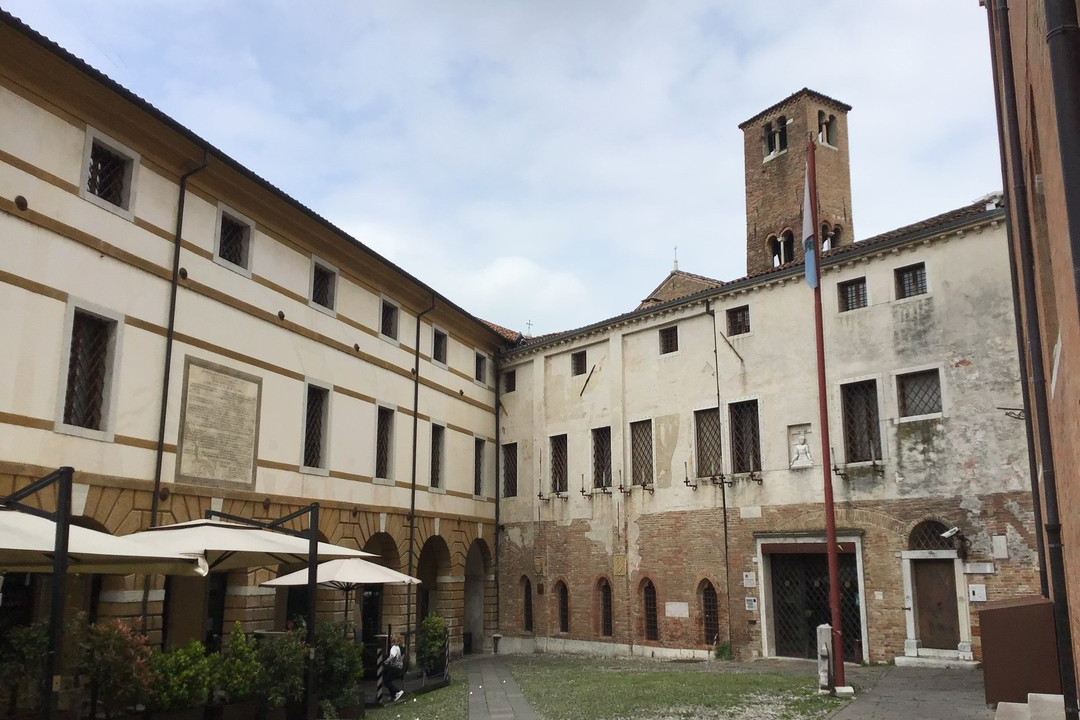 Trattoria La Bassa餐厅图片