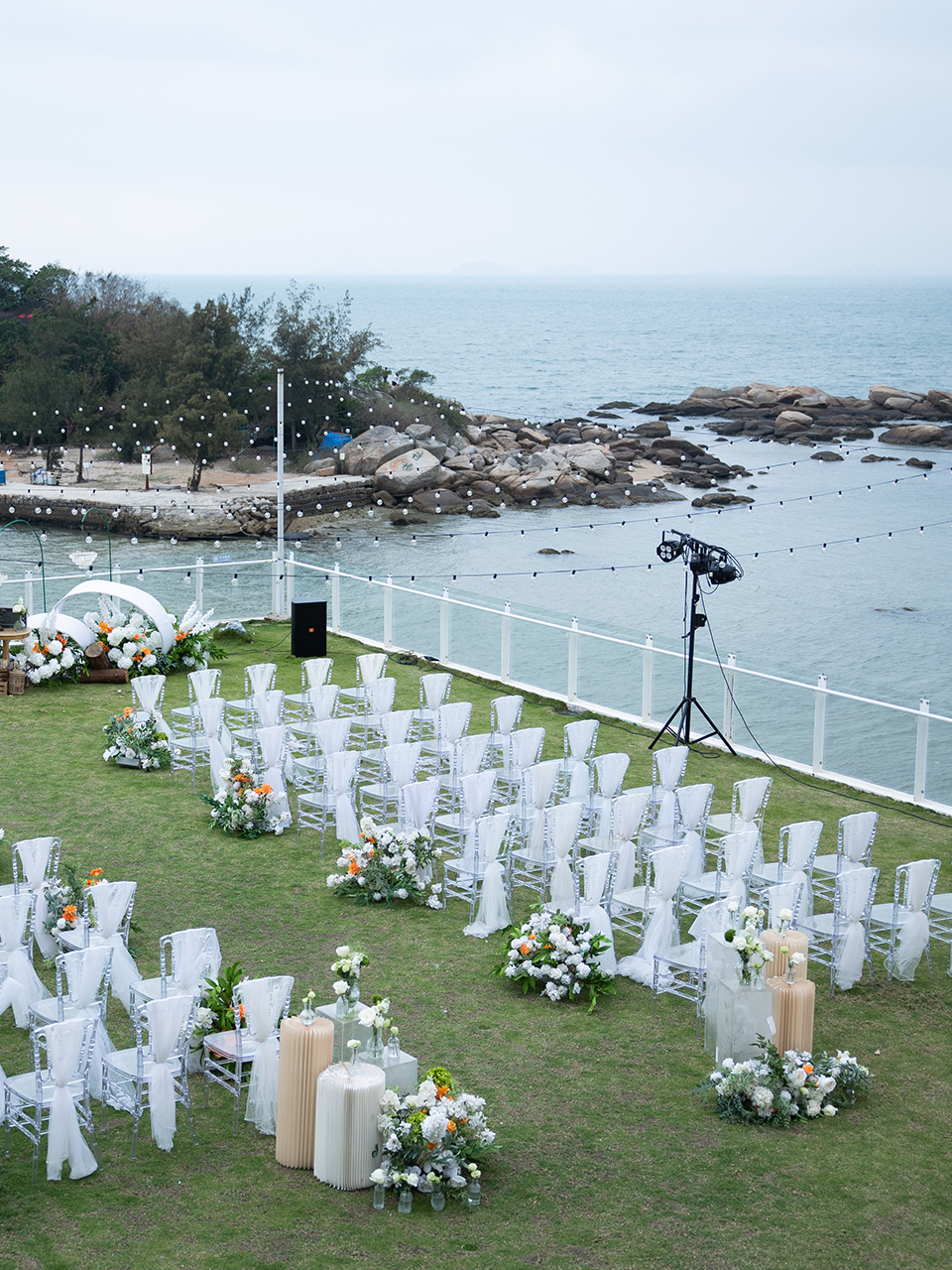 在广东的海岛，户外海景婚礼被浪漫哭了