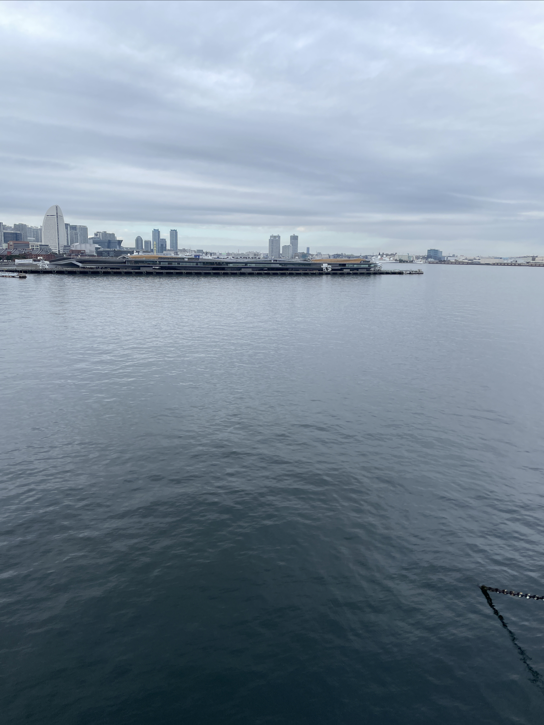 横浜海港