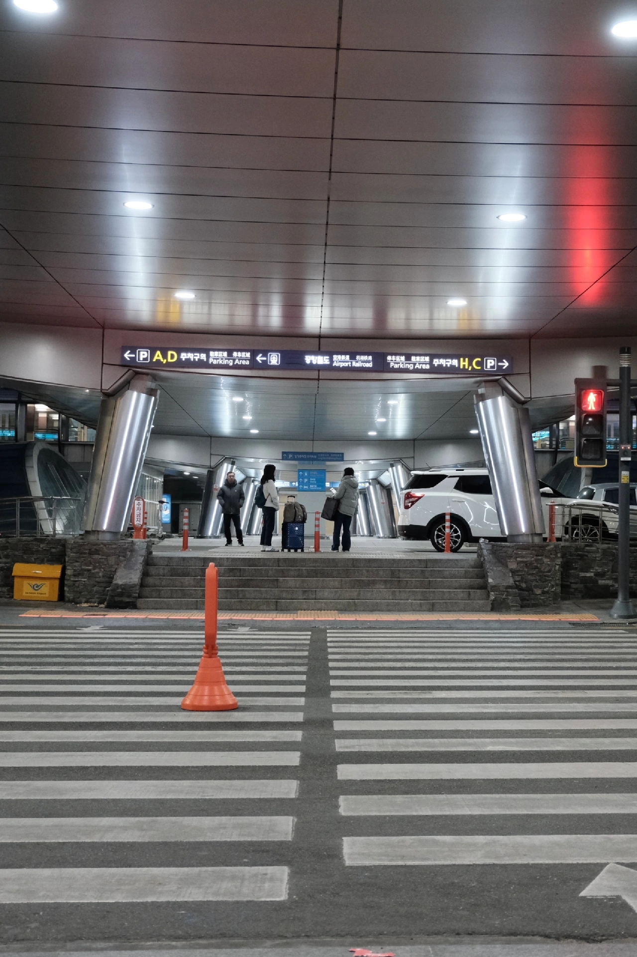 韩国入境必备：便捷胶囊旅馆，独立房型与公共设施完美融合