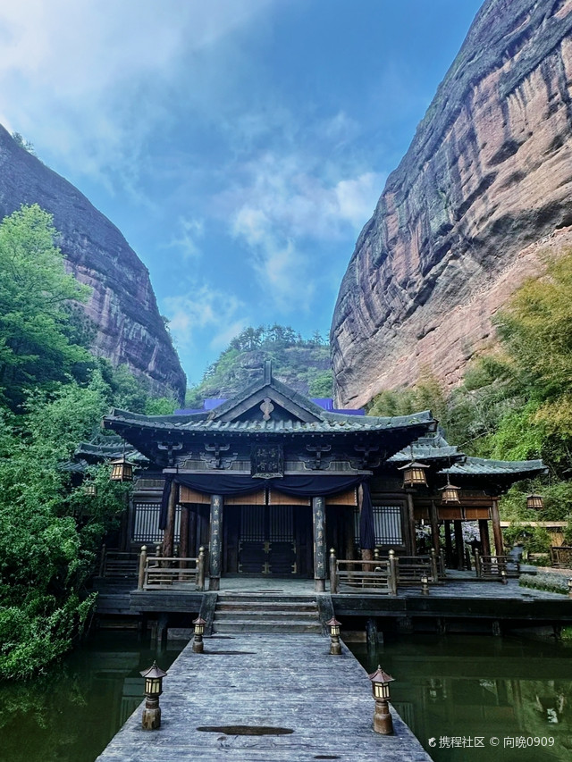 来一场说走就走的旅行,去永康方岩风景区探秘自然奇观吧!