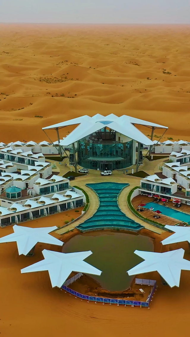 世界最孤独的酒店，开窗可见沙漠