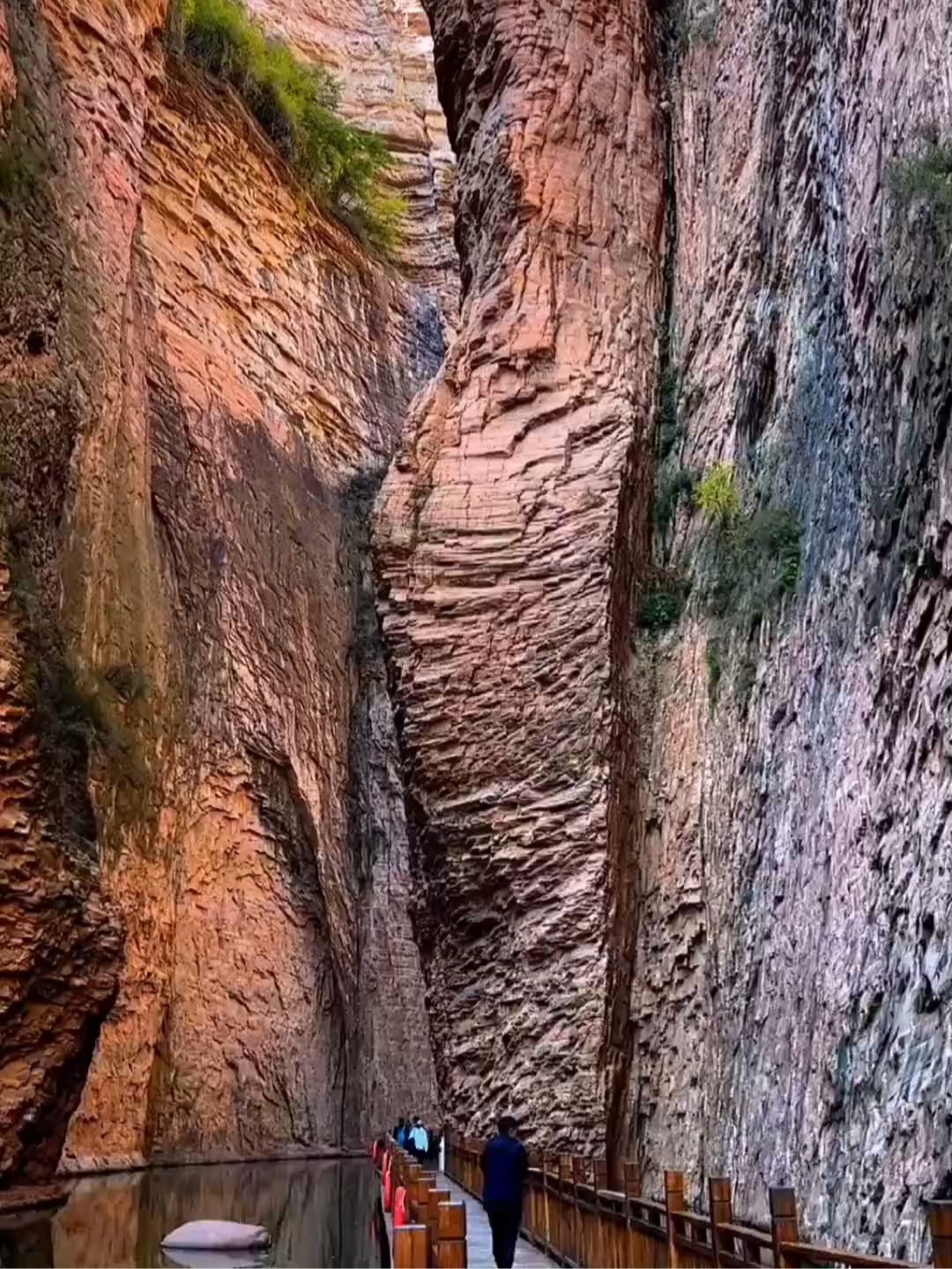 玩转黄崖洞 八百里太行最美的峡谷，黄崖洞
