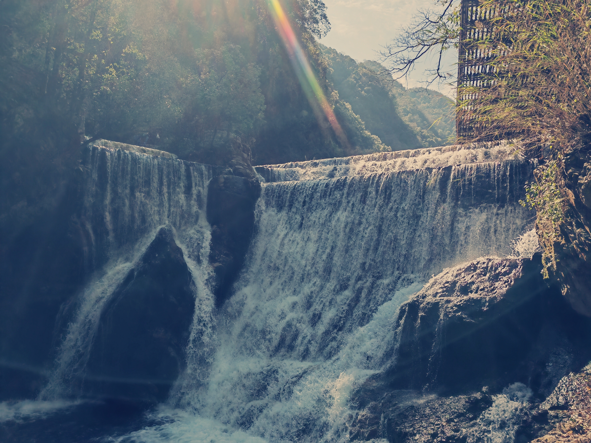 螺髻九十九里温泉瀑布亚洲第一大网红温泉瀑布。