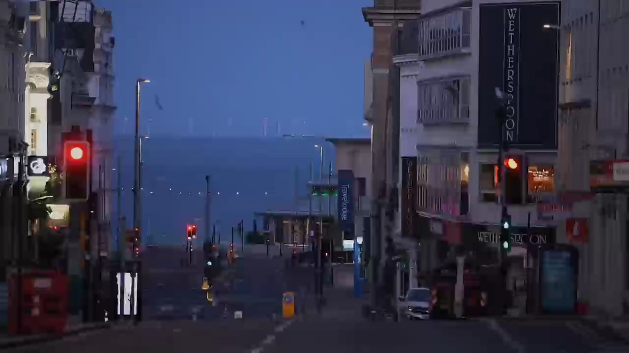 Brighton|清晨的海边电影³记录的意义是当下也是未来