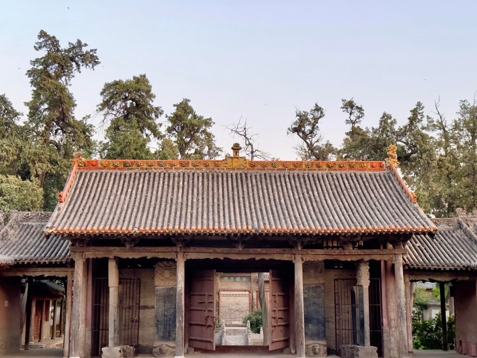 @王君的日常-晋源古韵明式家具: 文庙建筑面积为6千平方米，它始建于唐，在元代至元六年重建，明清修复