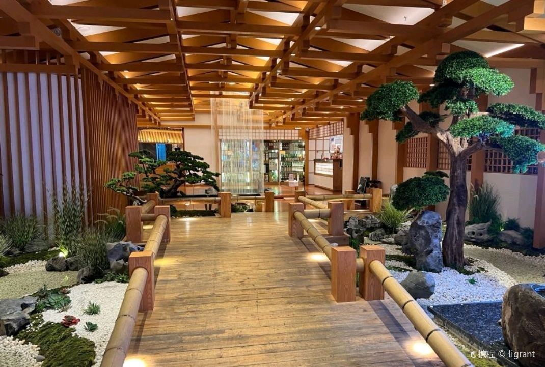 Gallery 4