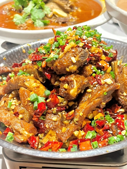 余记家家腊鱼馆(野三关店)