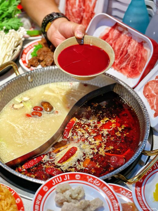 九记虾滑鲜切牛肉自助火锅(印象济南店)