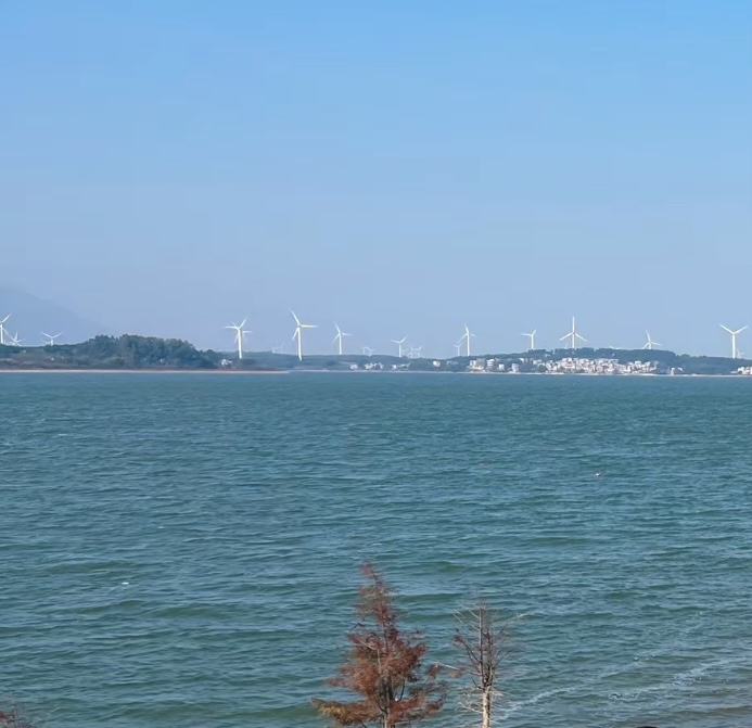 贺州也有小海哦，可以来打卡呀  欢迎你们来[Love] 钟山·贺州