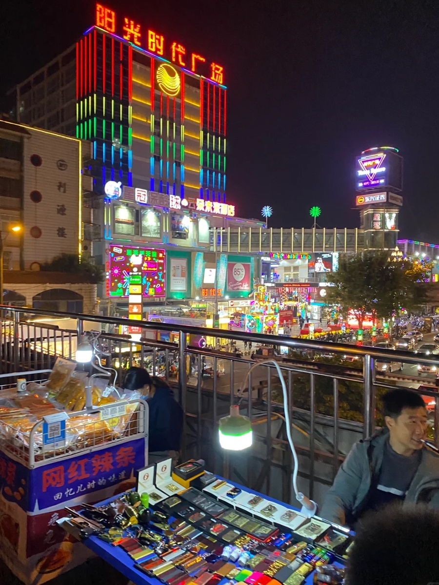 晋江夜市阳光时代广场人均40吃到撑！！