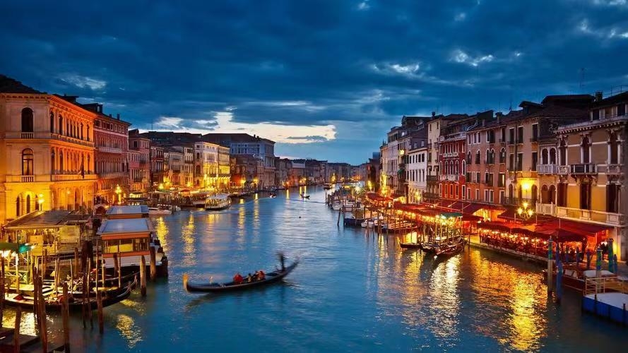 威尼斯夜景很美