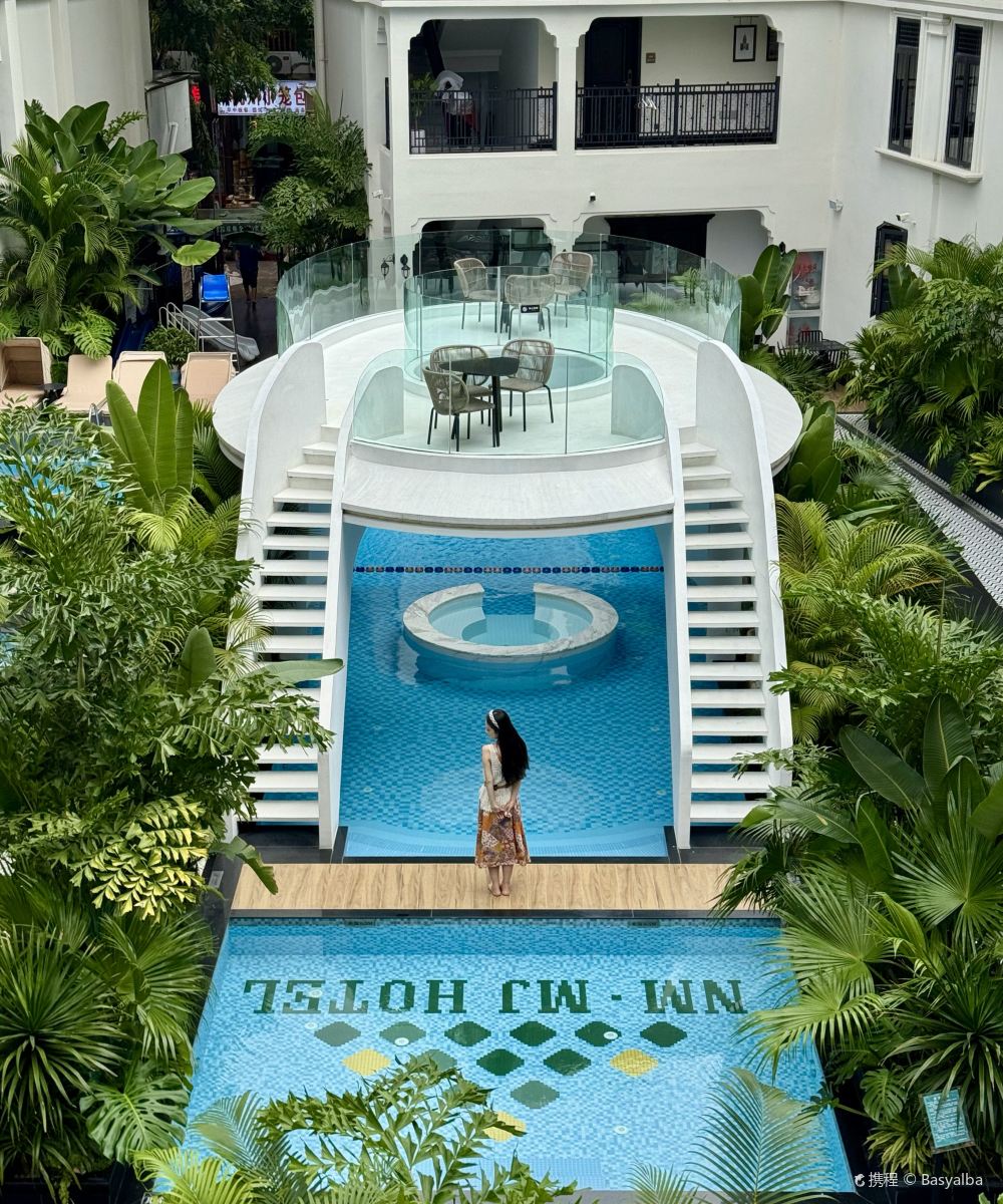 南漫·密境花园酒店(西双版纳景洪告庄西双景星光夜市店)图片