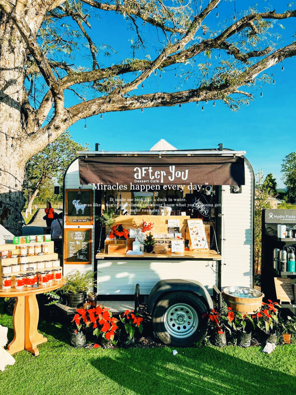 Midwinter Khaoyai餐厅图片