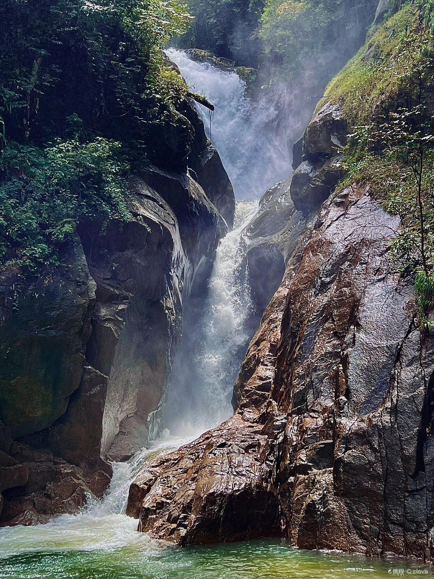 Chiling Waterfall