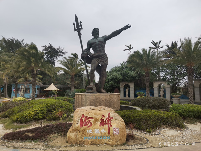 海神广场是北海人赶海的地方,那里还可以露营.#周边游安心好去处