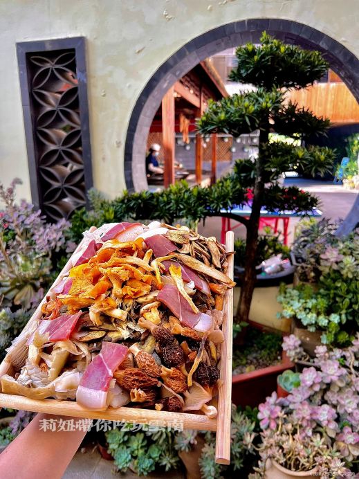 Gallery 3