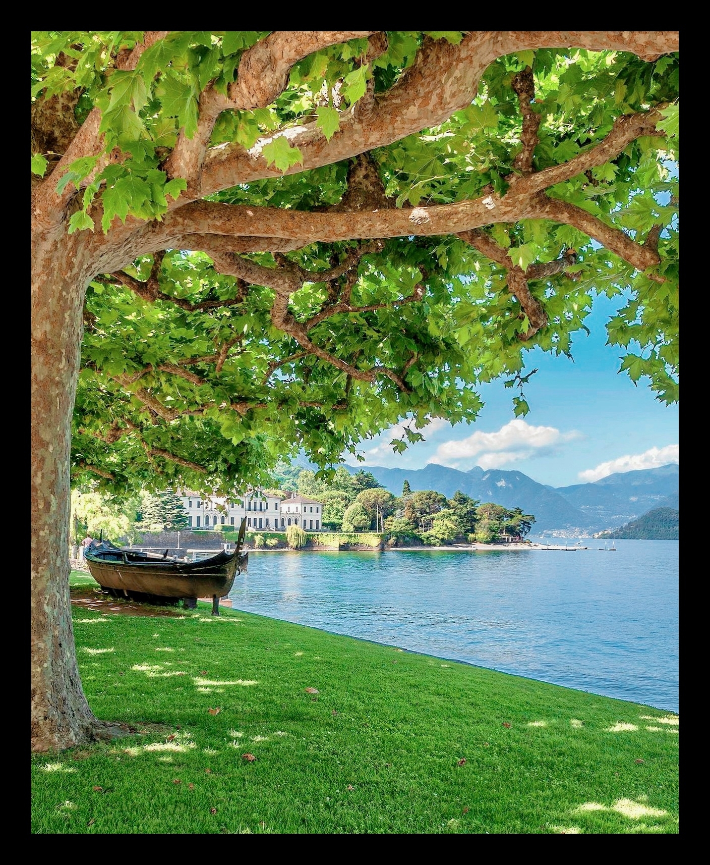科莫湖丨感受意大利和瑞士的混搭风 情山 科莫湖(Lago Como),意大利阿尔卑斯 山脉的冰川湖，