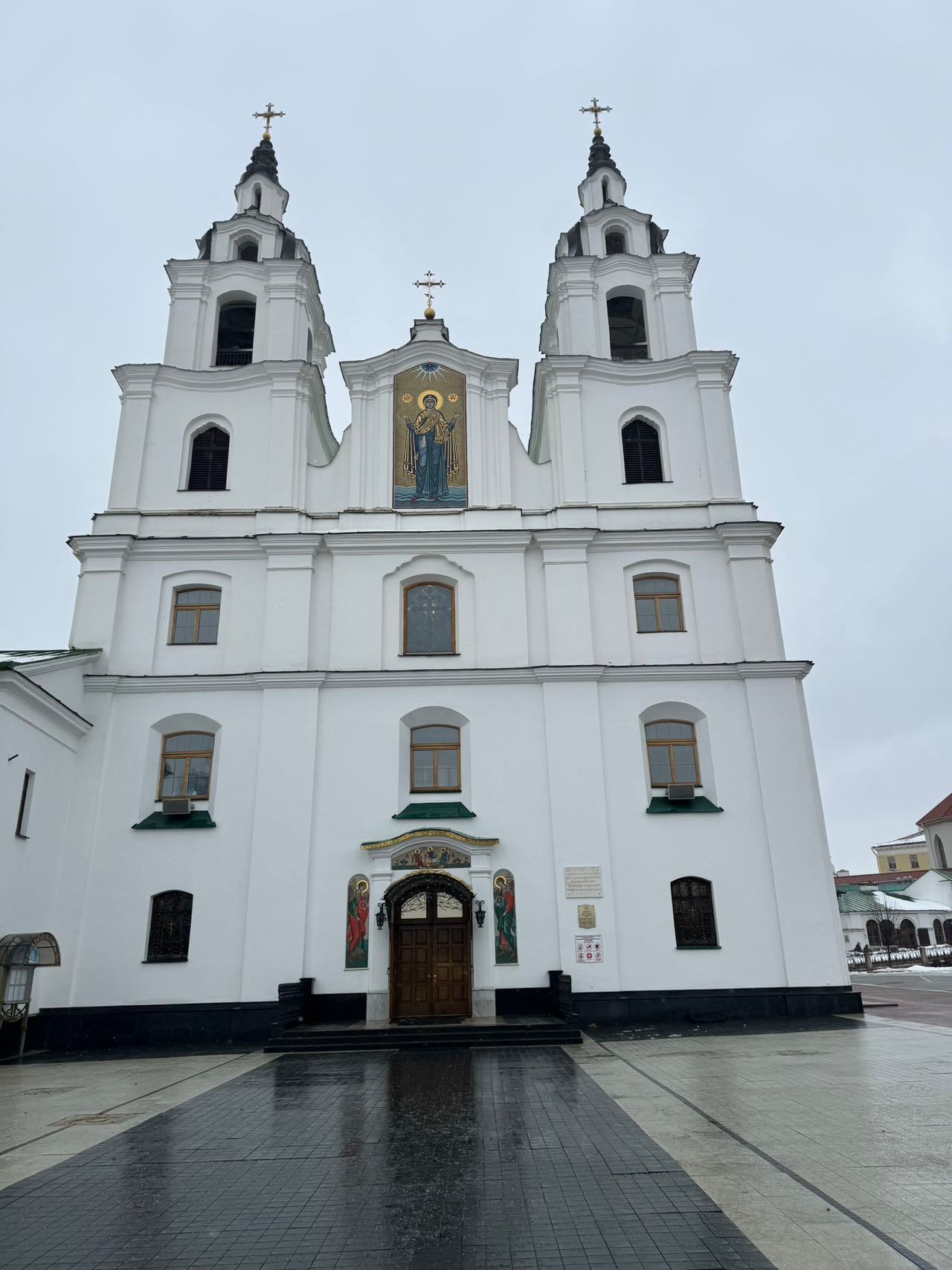 #白俄罗斯首都明斯克白教堂