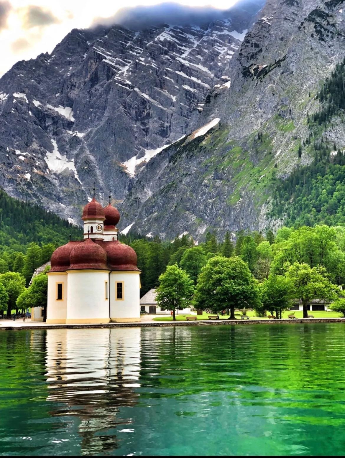 德国国王湖：沉浸在自然之中的神秘瑰宝